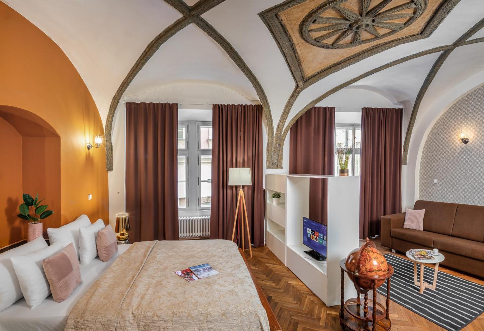 7 Tales Apartments By Adrez Apartmán Prague