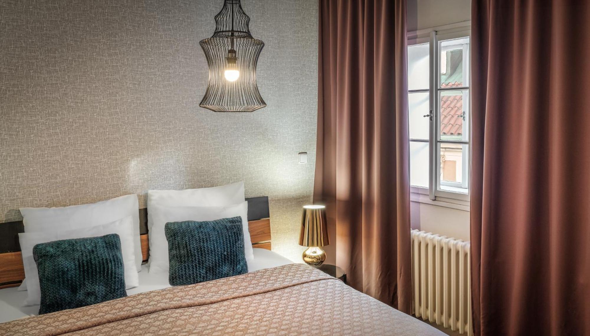 7 Tales Apartments By Adrez Prague